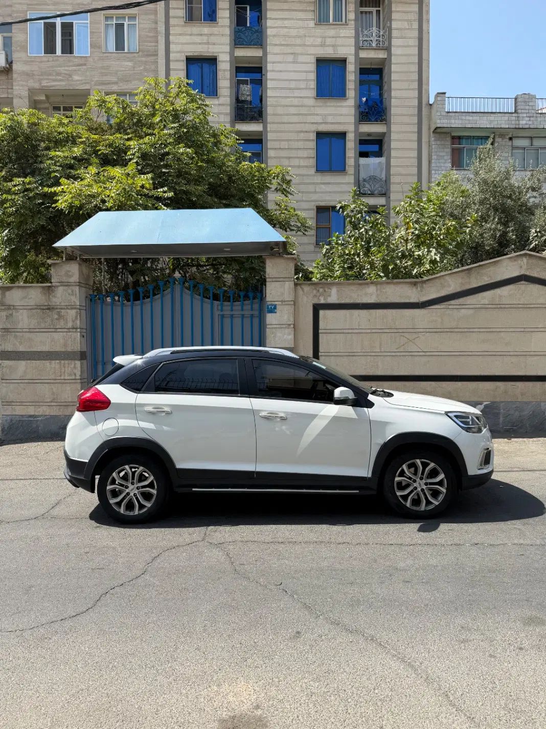 خودرو ام وی ام، X22 آگهی ann_20011094