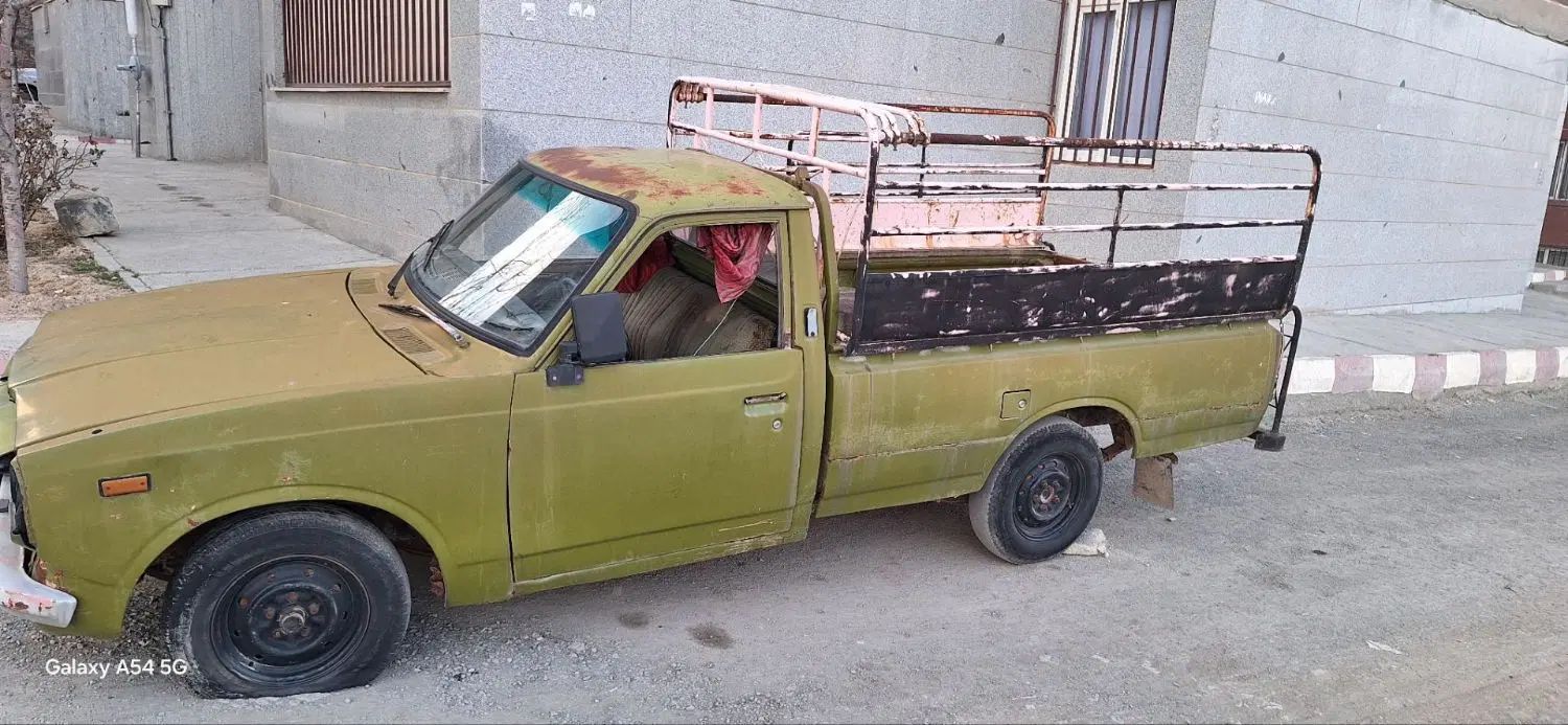 تویوتا کمری XLE - 1402