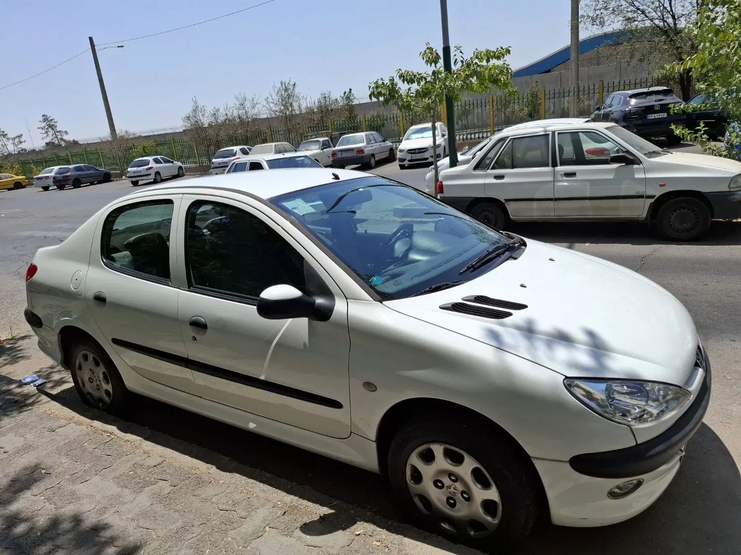 پژو ۲۰۶ صندوق دار v8 - 1395