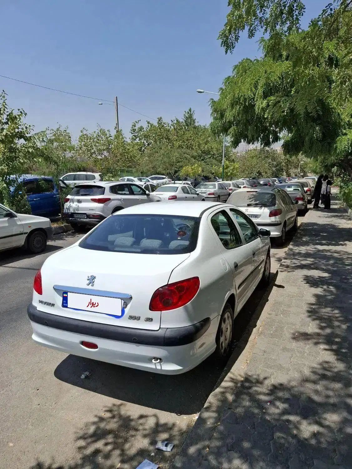 پژو ۲۰۶ صندوق دار v8 - 1395