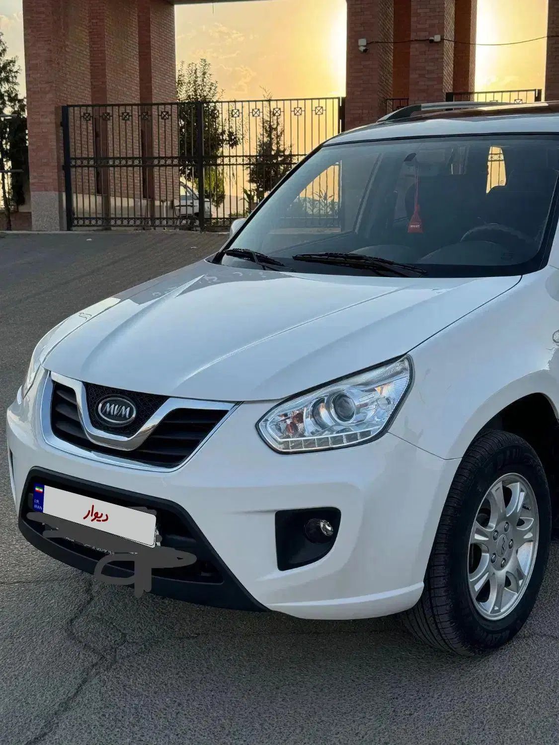 ام وی ام X33 دنده‌ای ساده - 1394