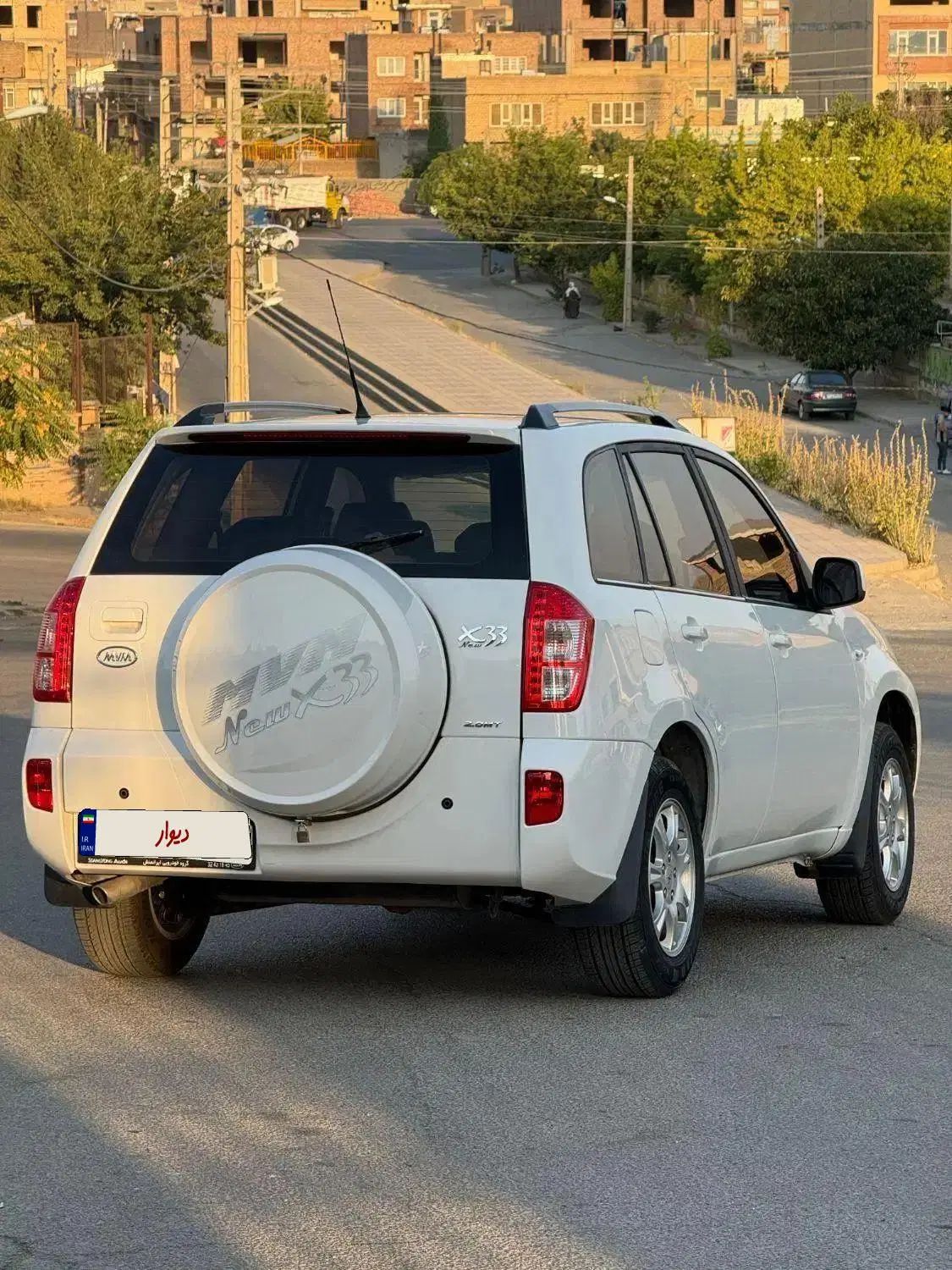 ام وی ام X33 دنده‌ای ساده - 1394