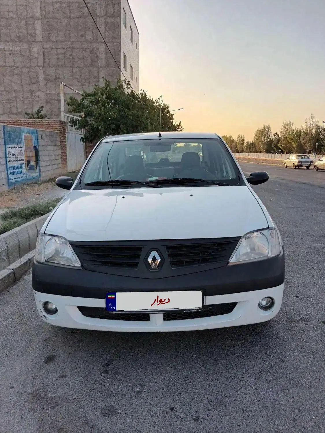 خودرو رنو، تندر 90 آگهی ann_20011986
