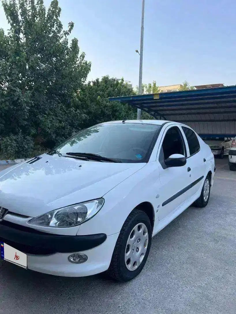پژو ۲۰۶ صندوق دار v8 - 1396