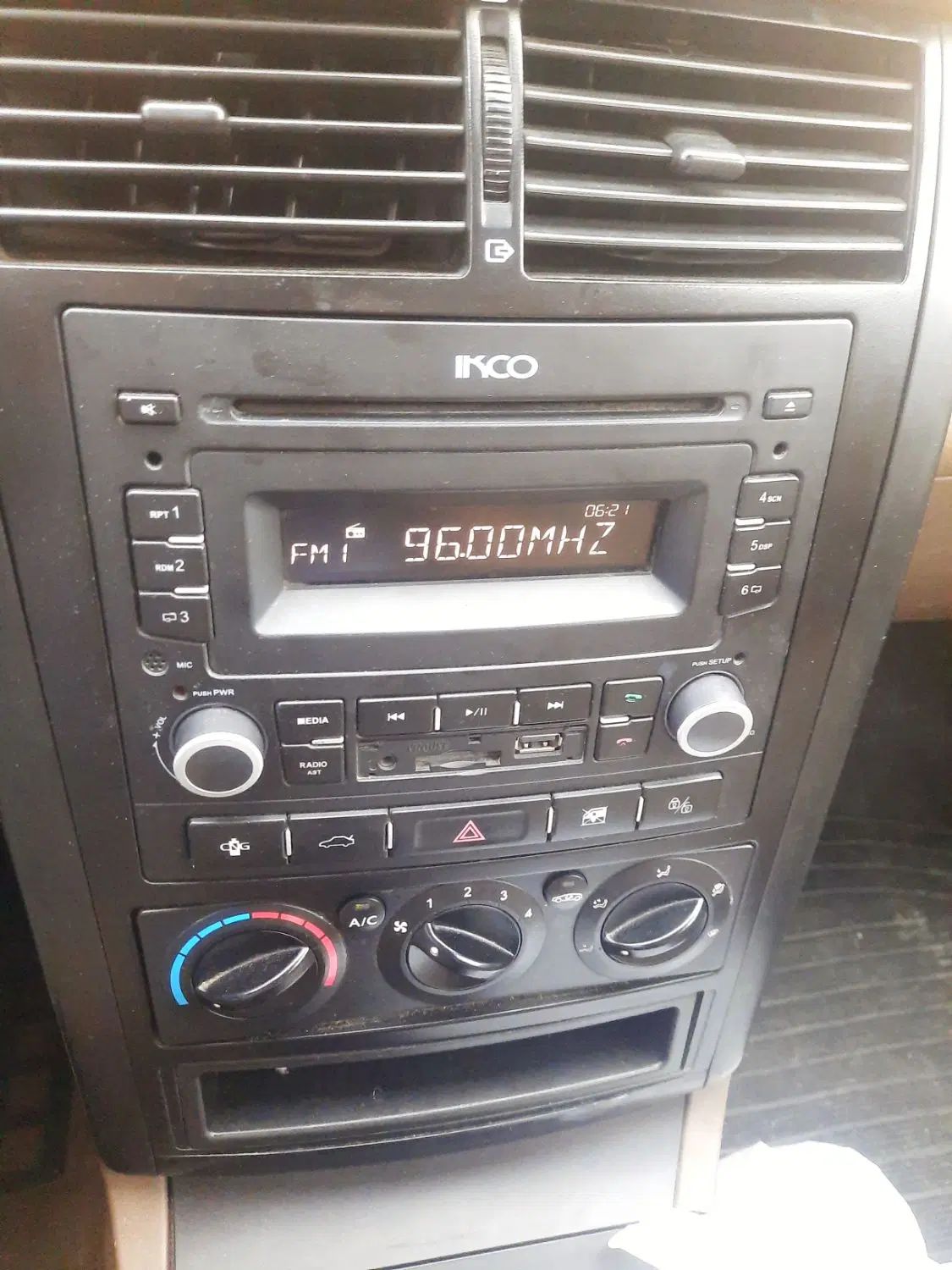 پژو 405 SLX بنزینی TU5 - 1398