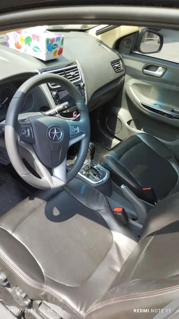 جک J4 اتوماتیک ساده - 1403