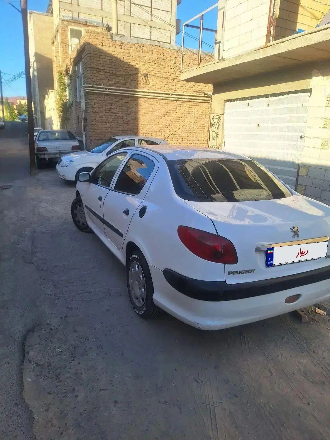 پژو ۲۰۶ صندوق دار v2 - 1390