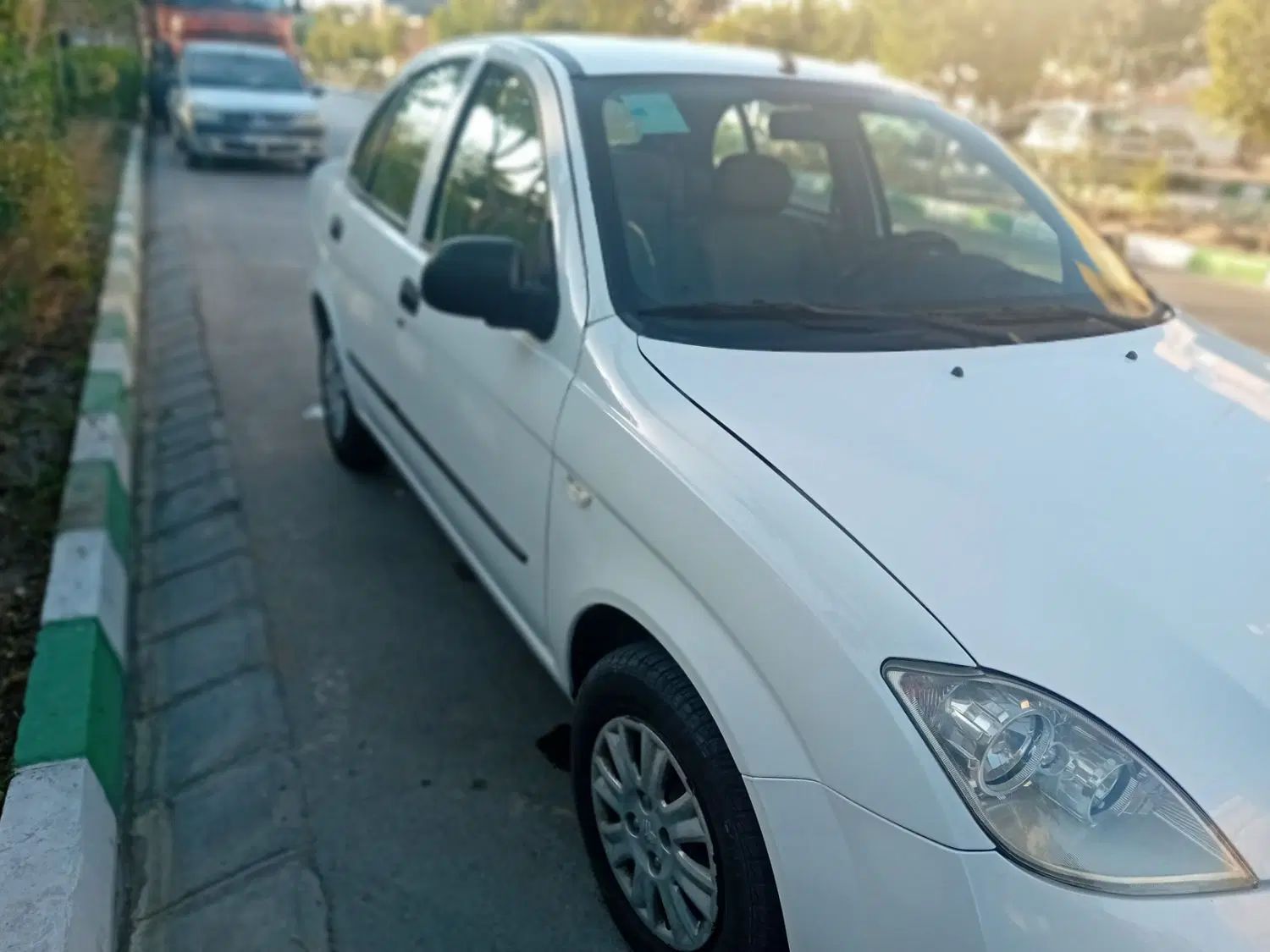تیبا صندوق دار SX - 1398