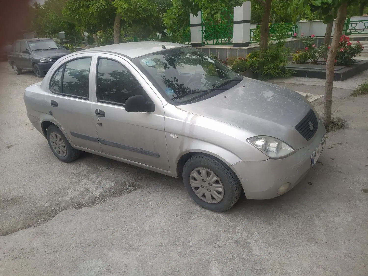 تیبا صندوق دار SX - 1392