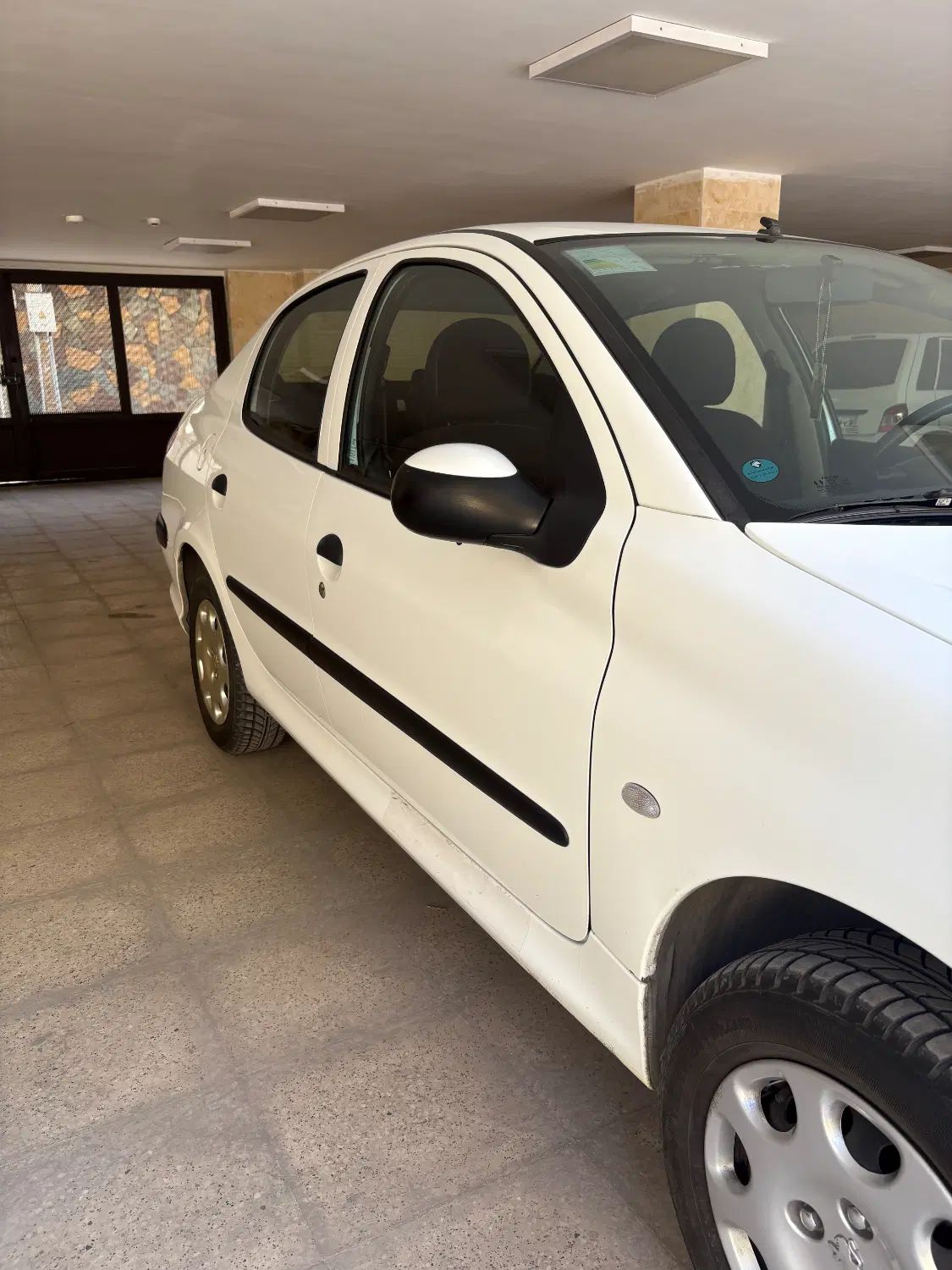 پژو ۲۰۶ صندوق دار v8 - 1399