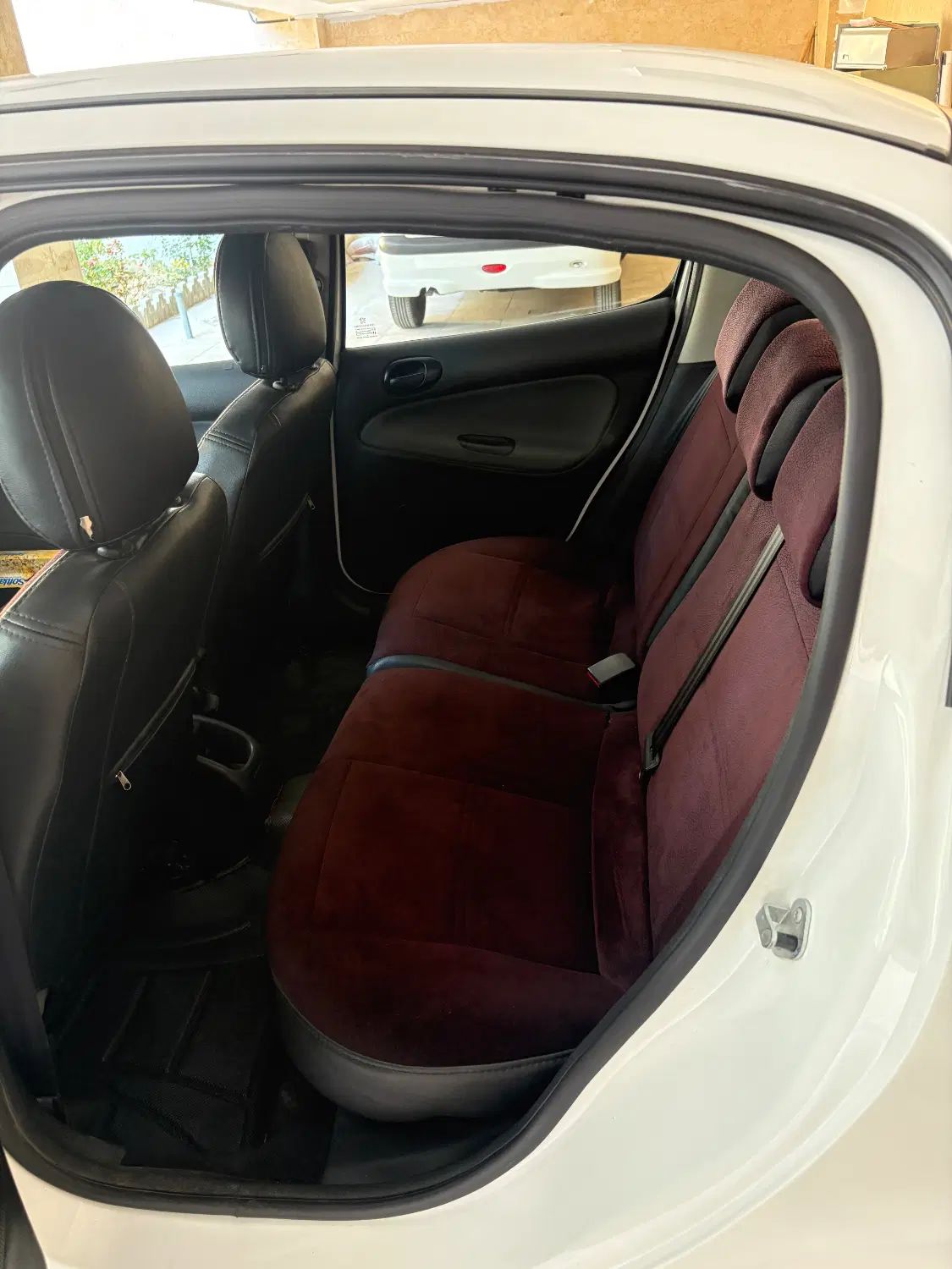 پژو ۲۰۶ صندوق دار v8 - 1399