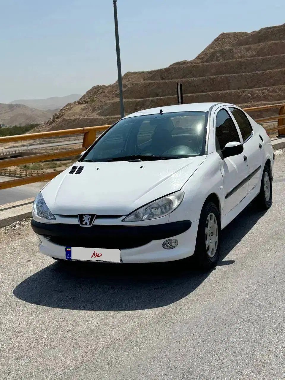 پژو ۲۰۶ صندوق دار v2 - 1390
