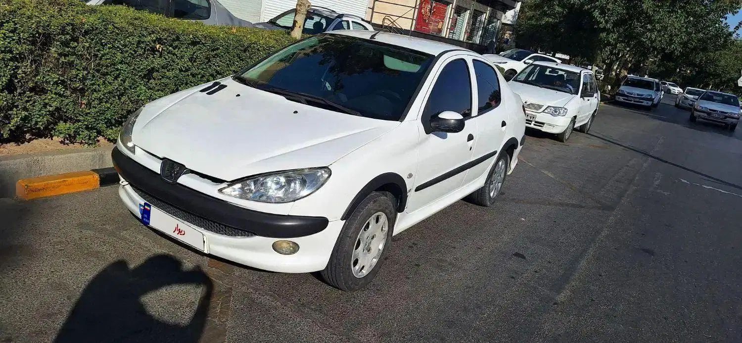 پژو ۲۰۶ صندوق دار v8 - 1395