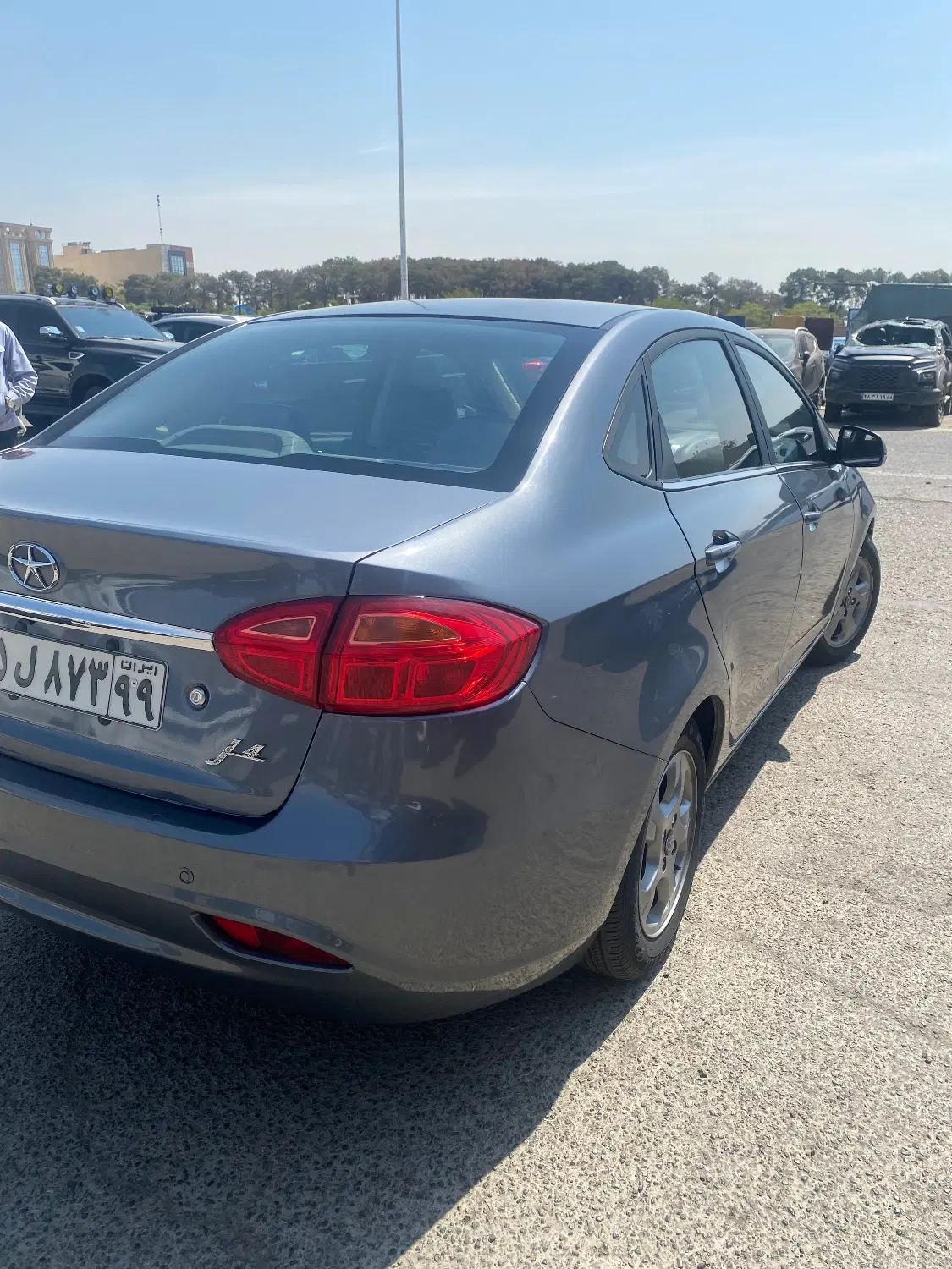 جک J4 اتوماتیک ساده - 1401