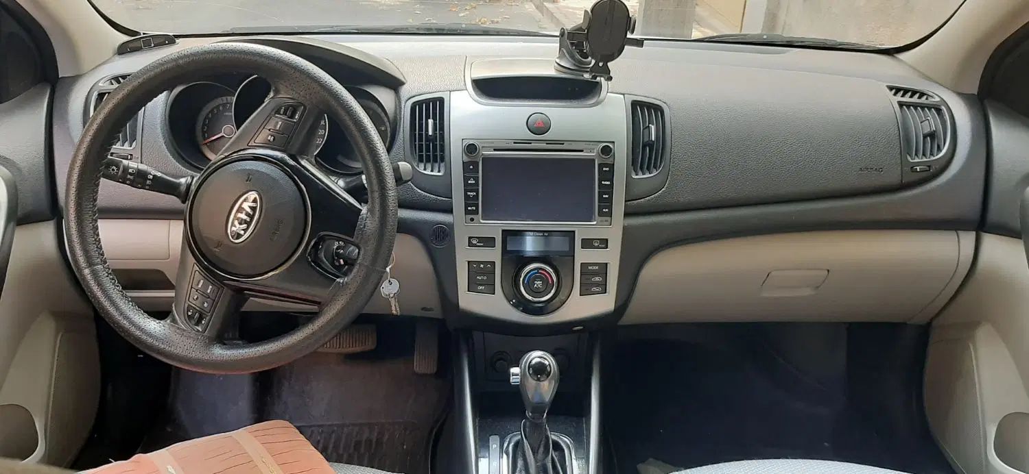 کیا سراتو 2.0 لیتر اتوماتیک GT لاین - 2016