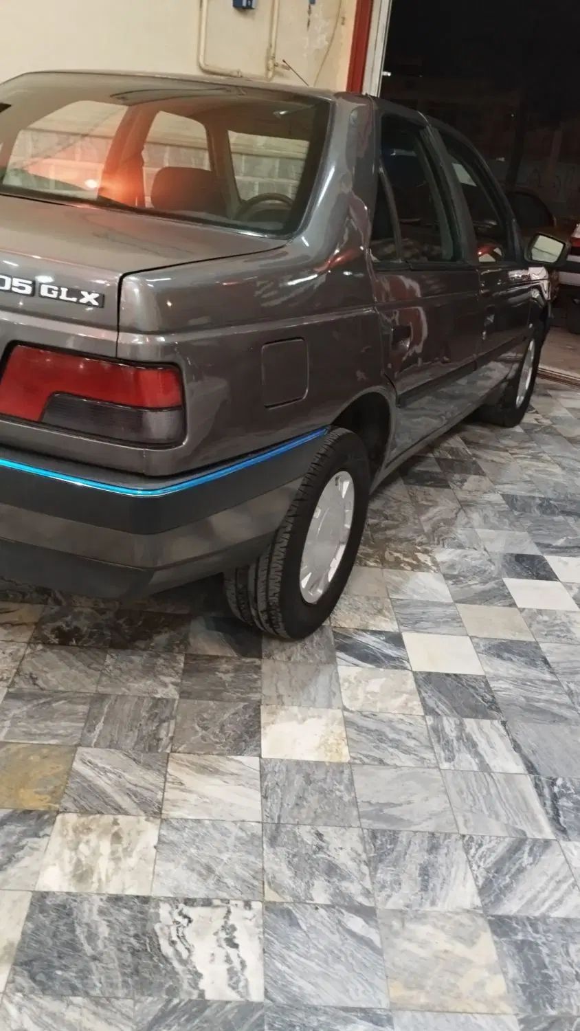 پژو 405 GLX - 1381