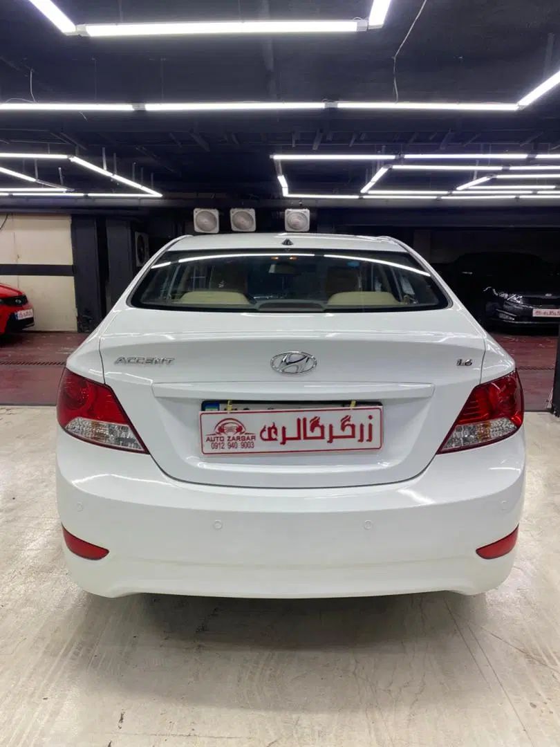 هیوندای اکسنت جی‌ال‌اس - 2014