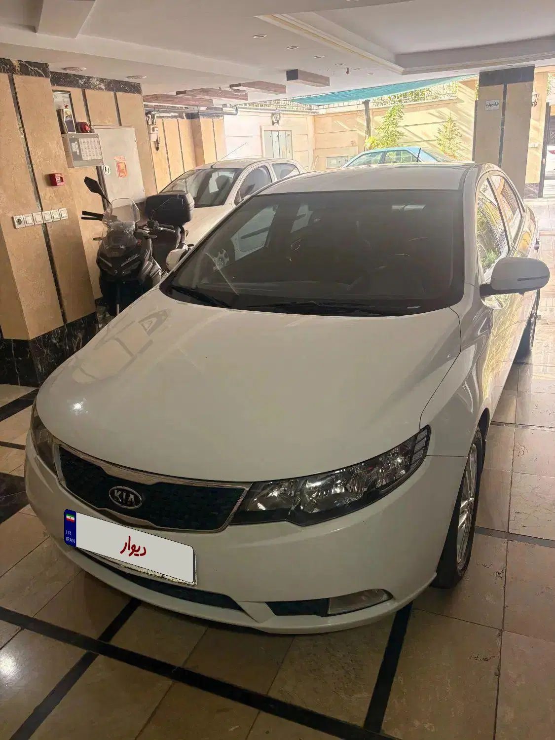 کیا سراتو 2.0 لیتر اتوماتیک GT لاین - 2015