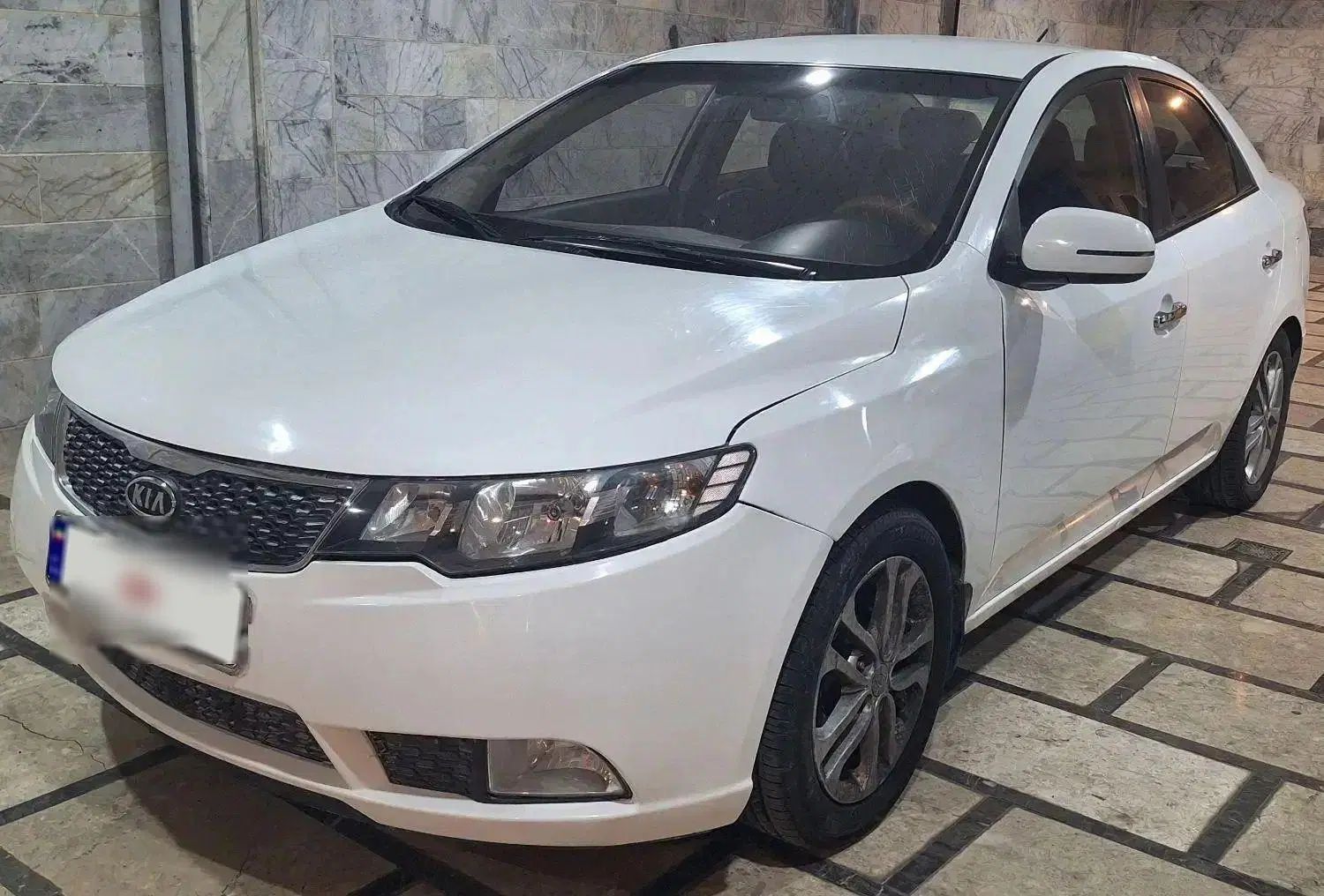 کیا سراتو 2.0 لیتر اتوماتیک GT لاین - 2015