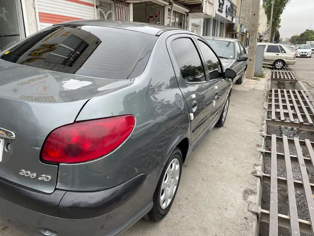 پژو ۲۰۶ صندوق دار v8 - 1386