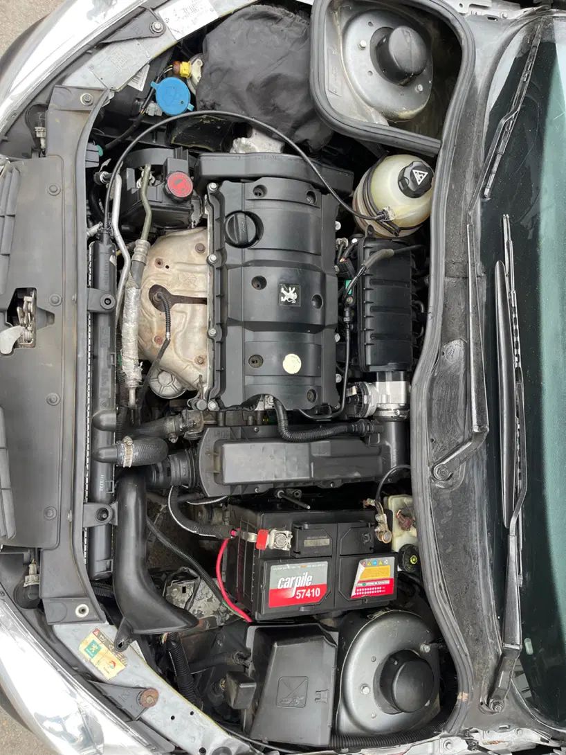 پژو ۲۰۶ صندوق دار v8 - 1386