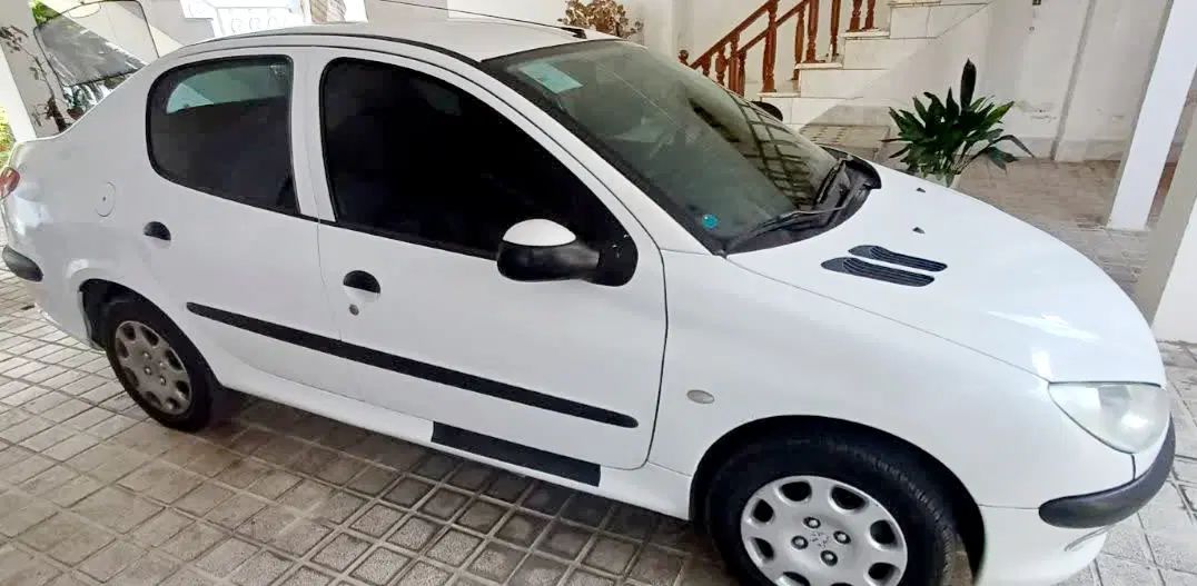پژو ۲۰۶ صندوق دار v8 - 1397