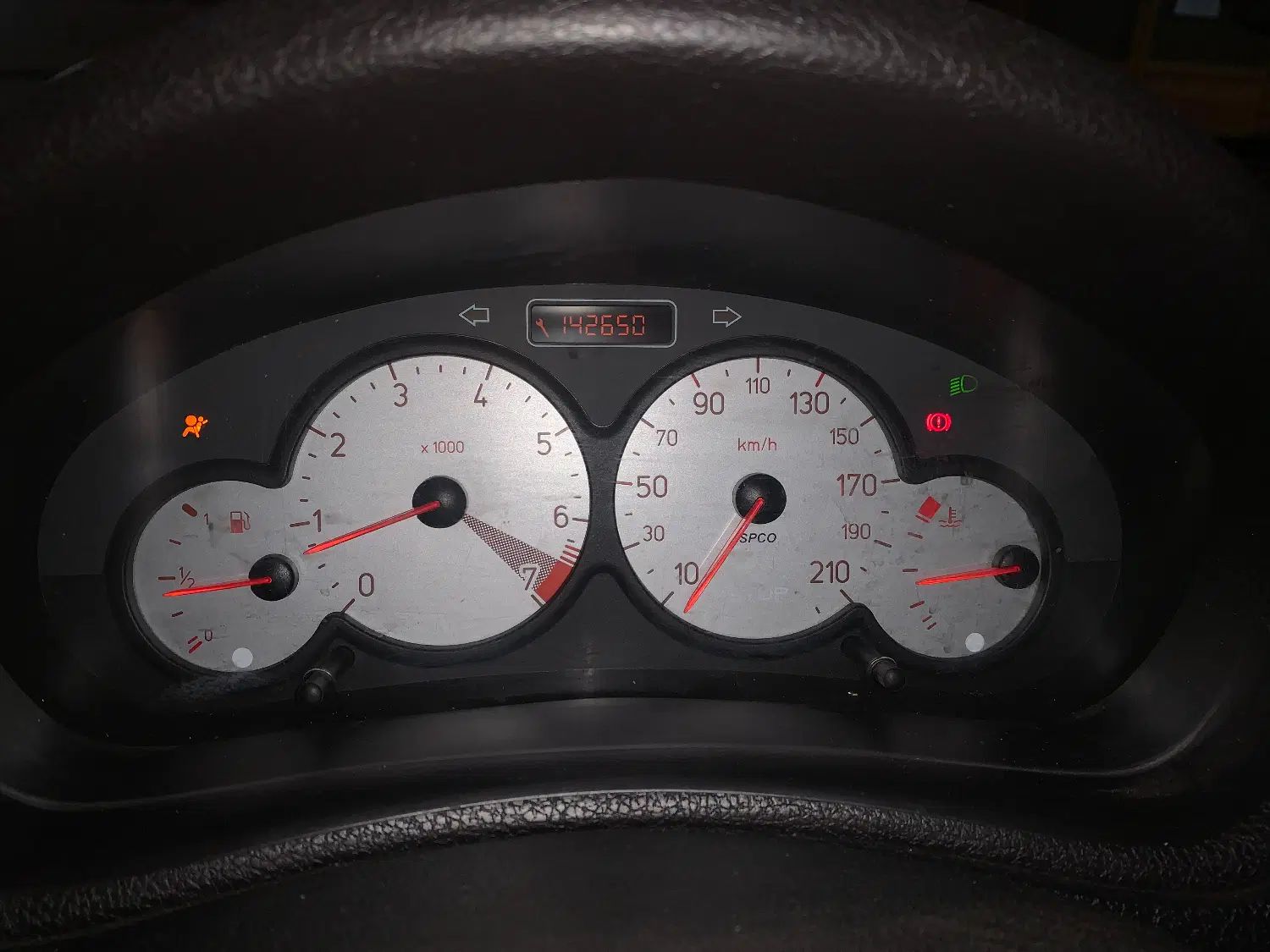 پژو ۲۰۶ صندوق دار v8 - 1396