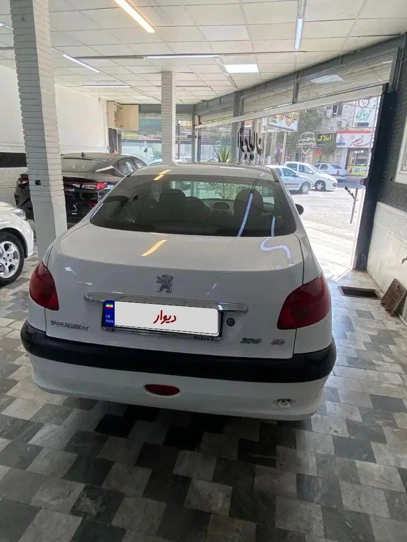 پژو ۲۰۶ صندوق دار v8 - 1398