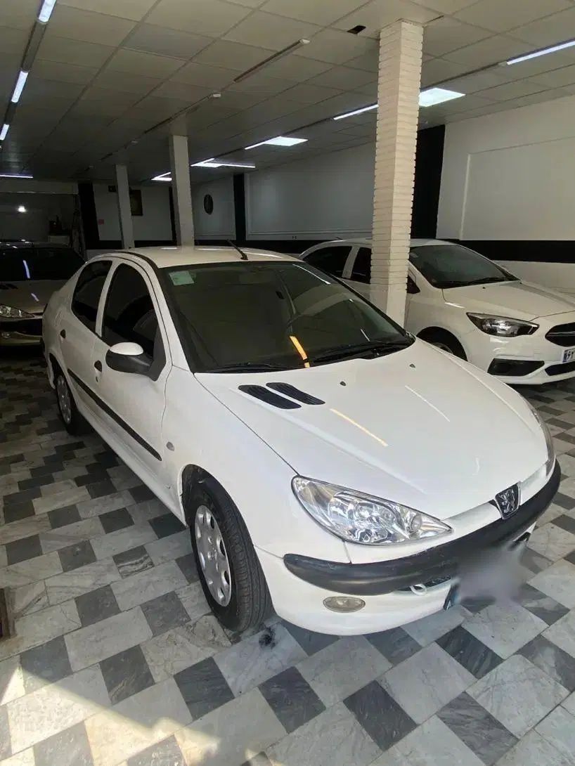 پژو ۲۰۶ صندوق دار v8 - 1398