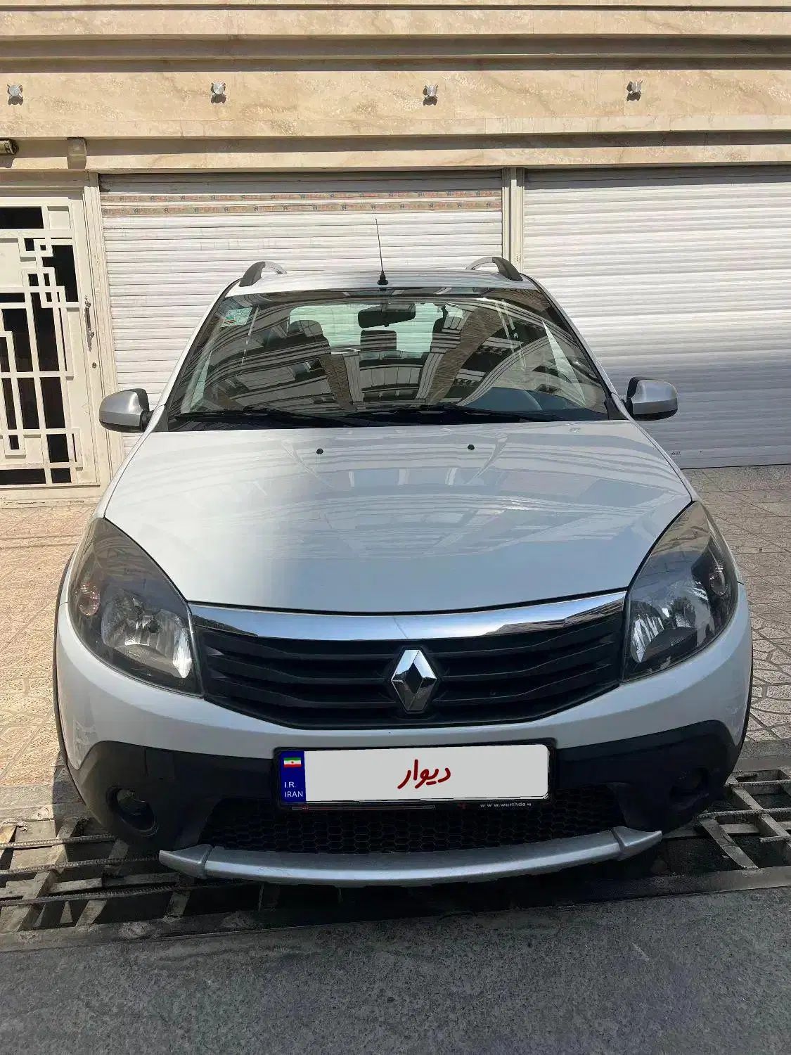 خودرو رنو، تندر 90 پلاس آگهی ann_20014871