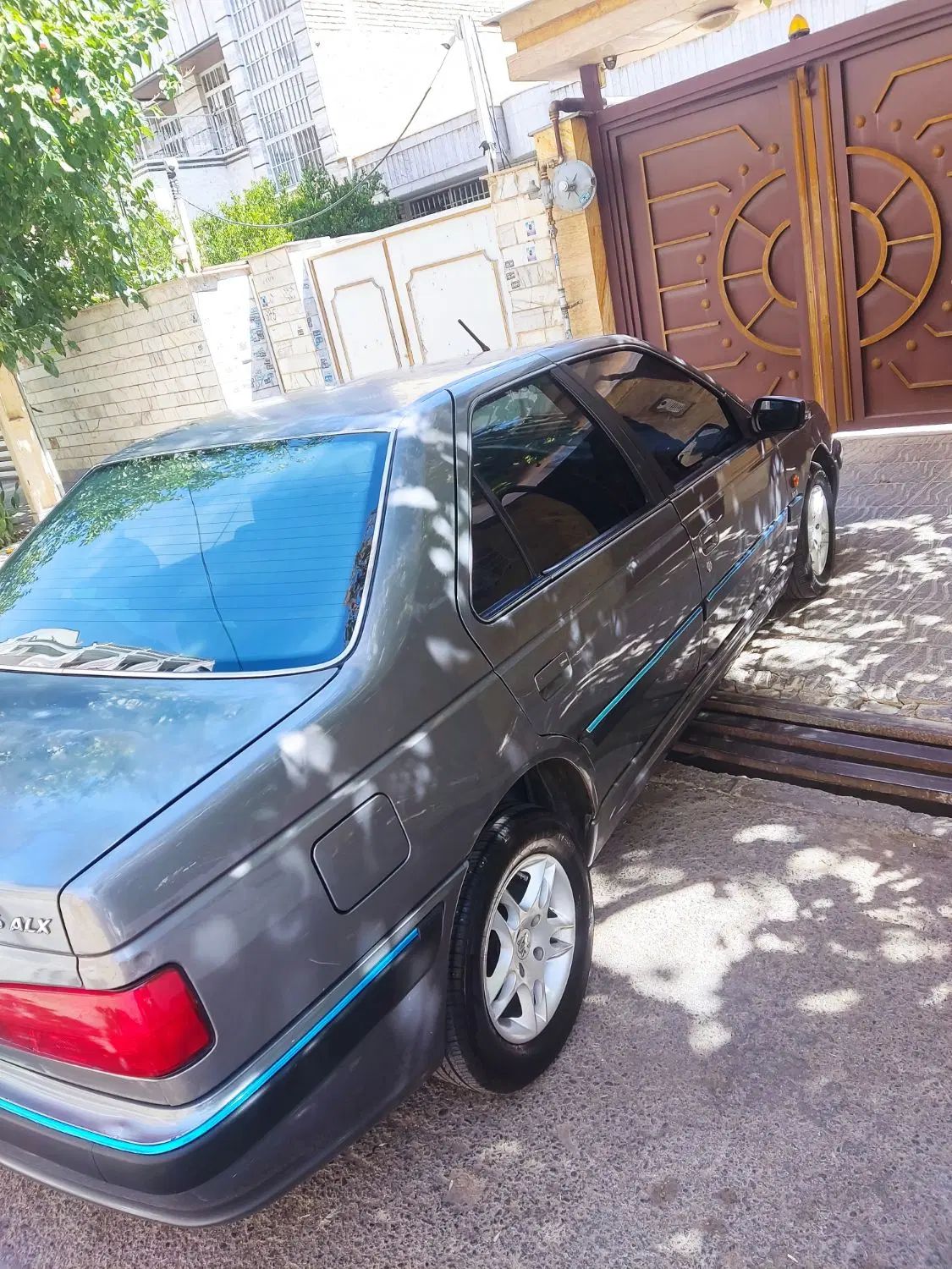 پژو پارس اتوماتیک - 1389