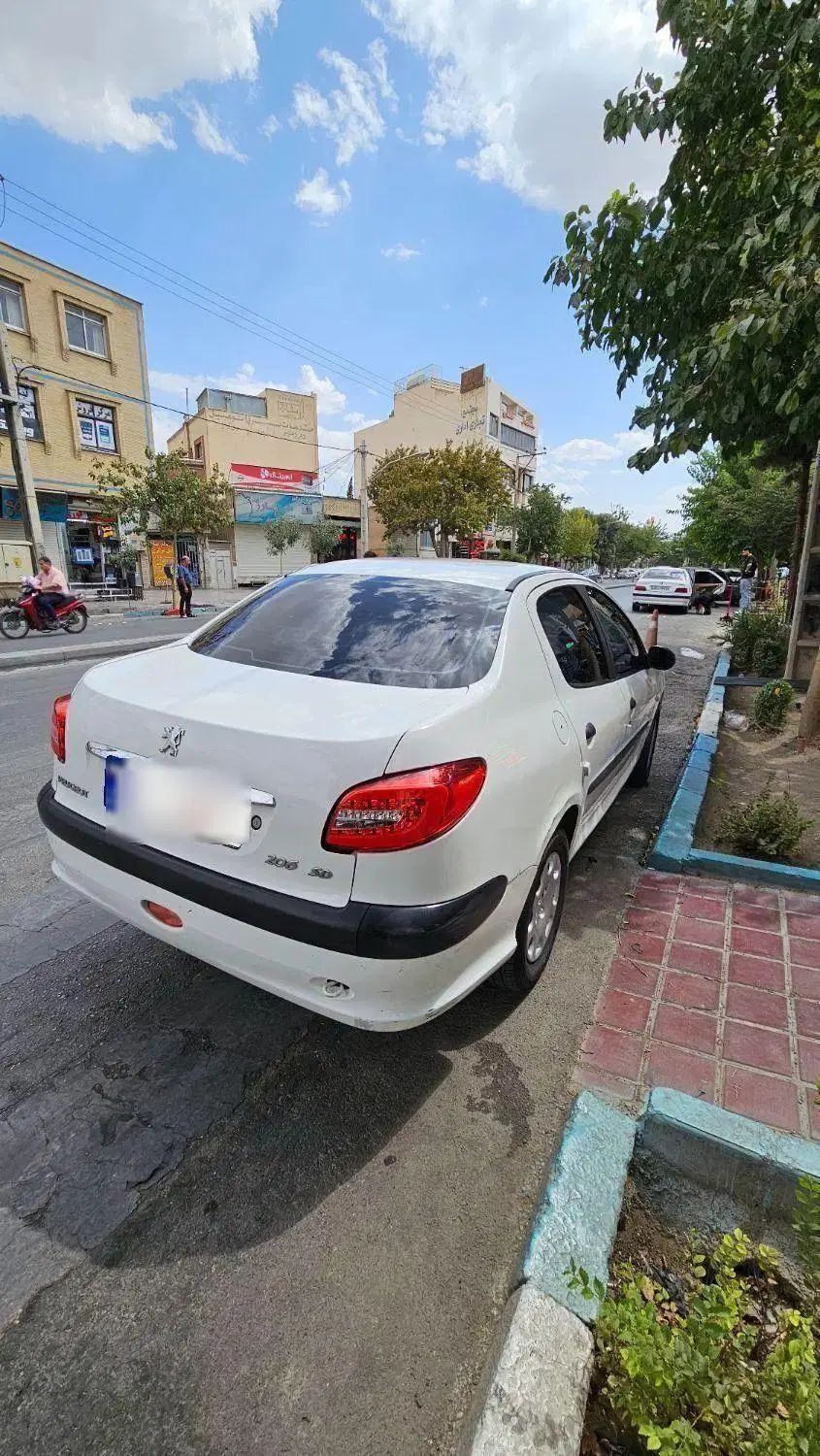 پژو ۲۰۶ صندوق دار v20 - 1390