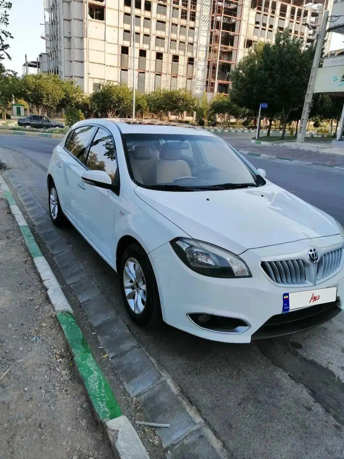 خودرو برلیانس، H320 آگهی ann_20015658
