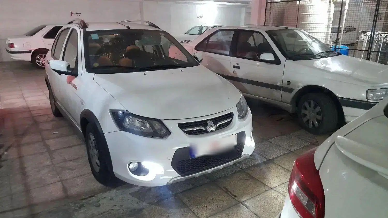 خودرو کوییک، R آگهی ann_20015664