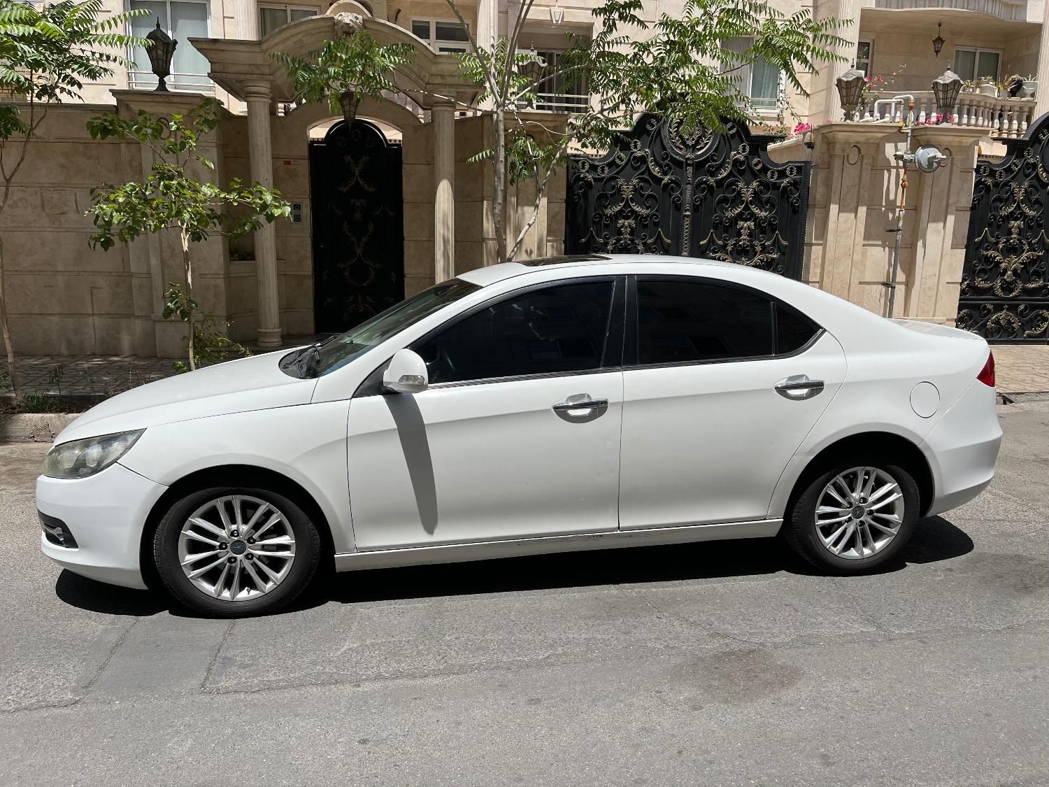 جک J5 اتوماتیک - 1393