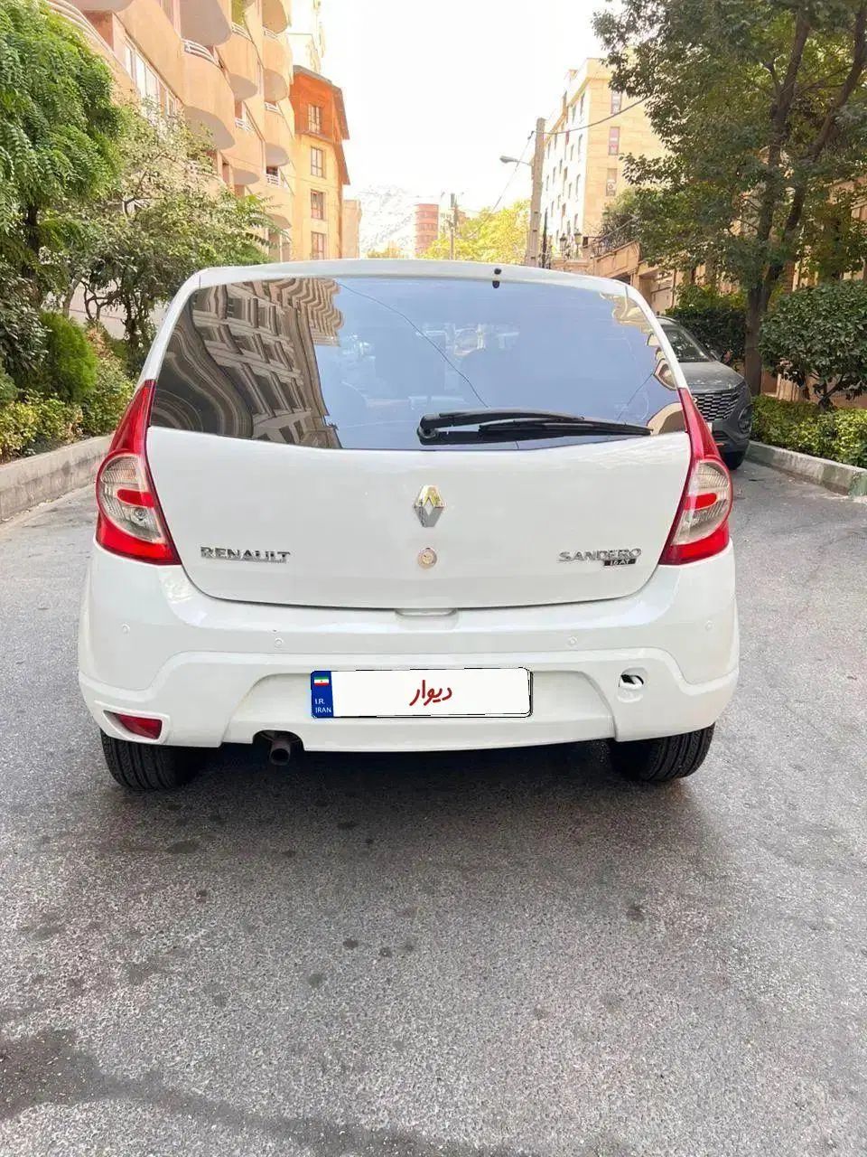 خودرو رنو، ساندرو آگهی ann_20015952