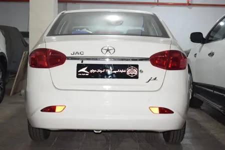 جک J4 اتوماتیک ساده - 1404
