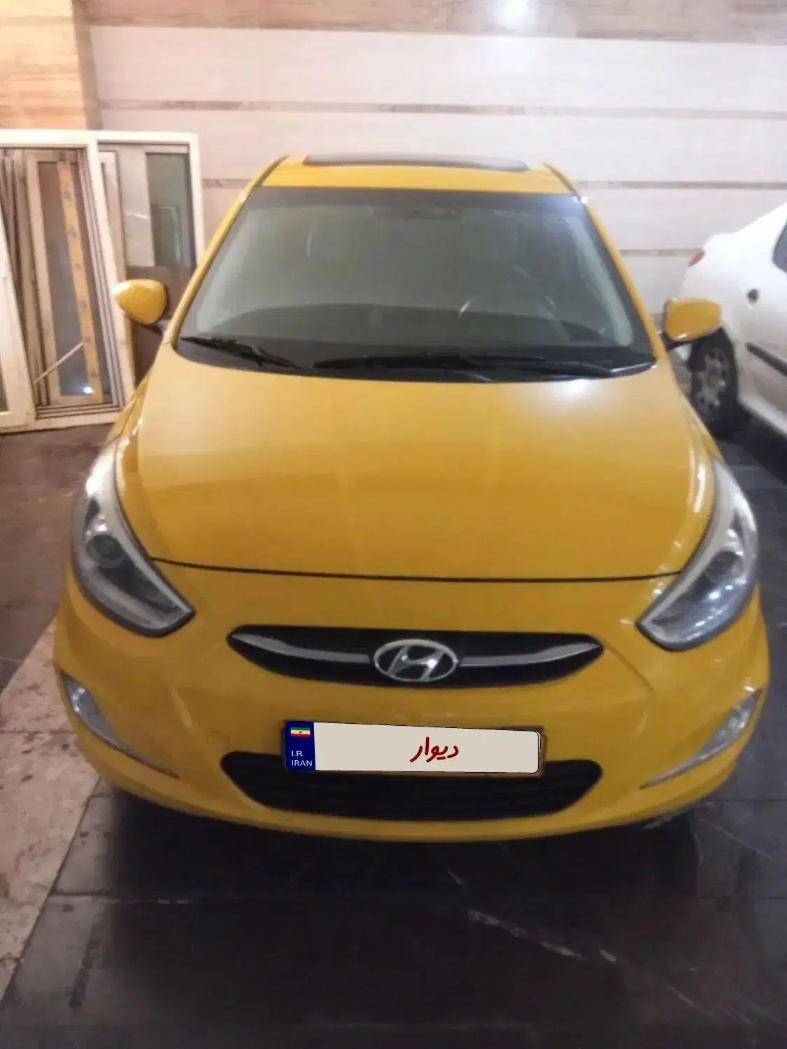 هیوندای اکسنت 1.6 لیتر بلو - 2015