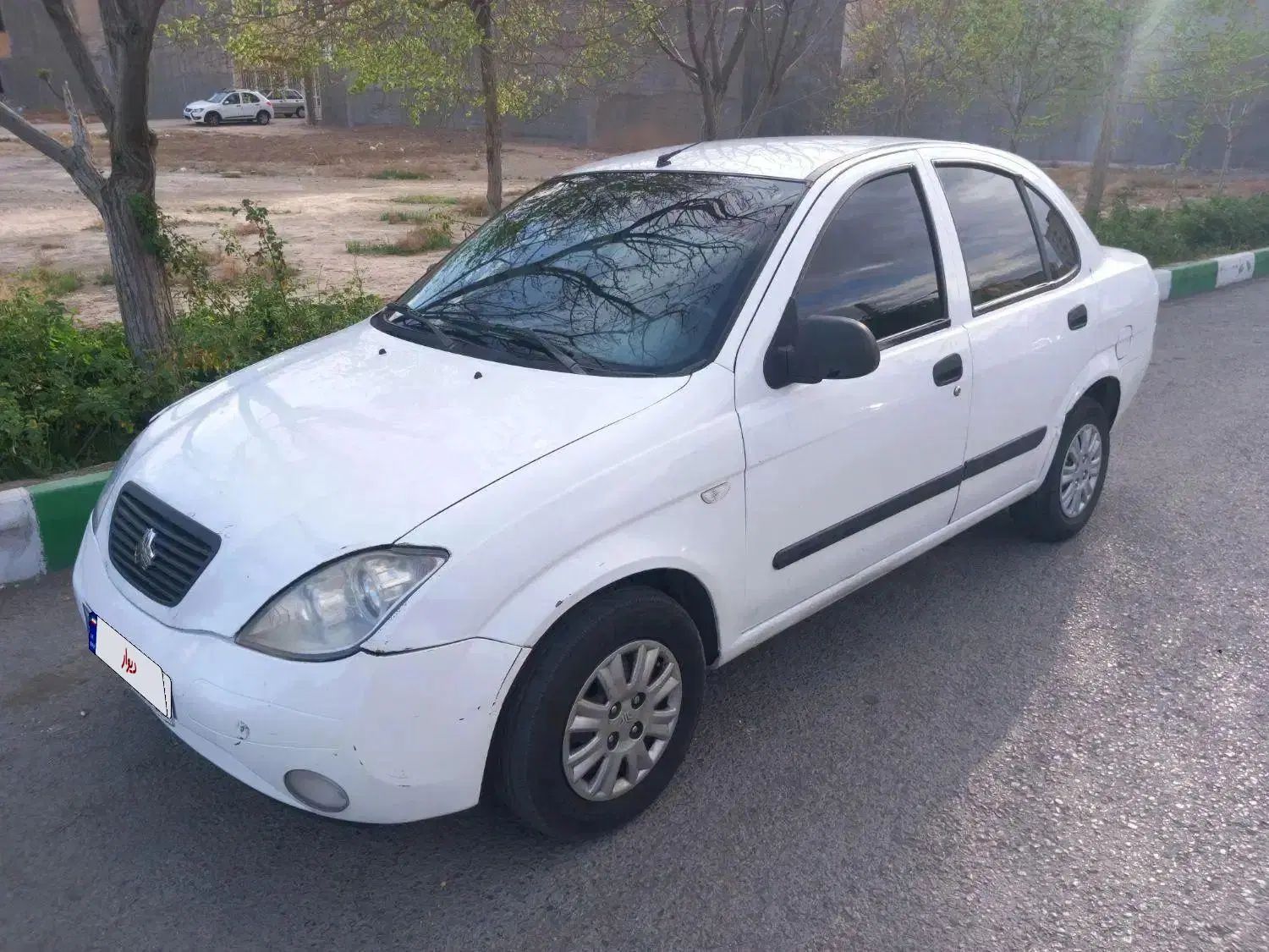 تیبا صندوق دار SX - 1389