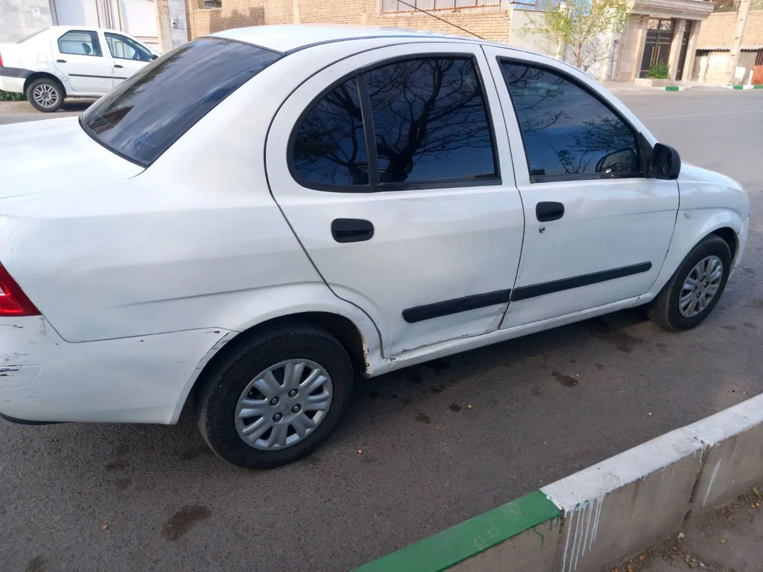 تیبا صندوق دار SX - 1389