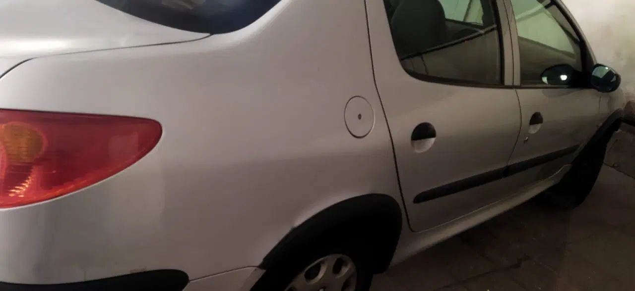 پژو ۲۰۶ صندوق دار v8 - 1393