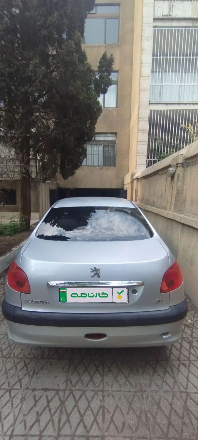 پژو ۲۰۶ صندوق دار v8 - 1393