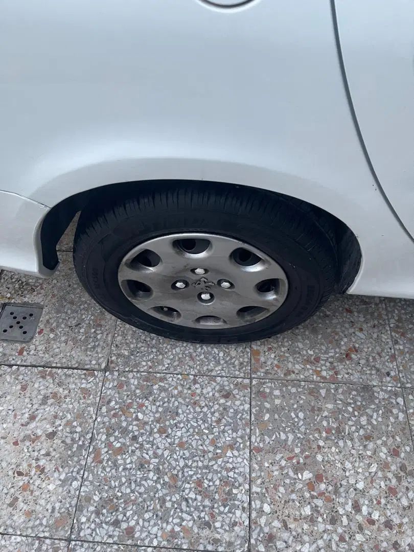 پژو ۲۰۶ صندوق دار v8 - 1396