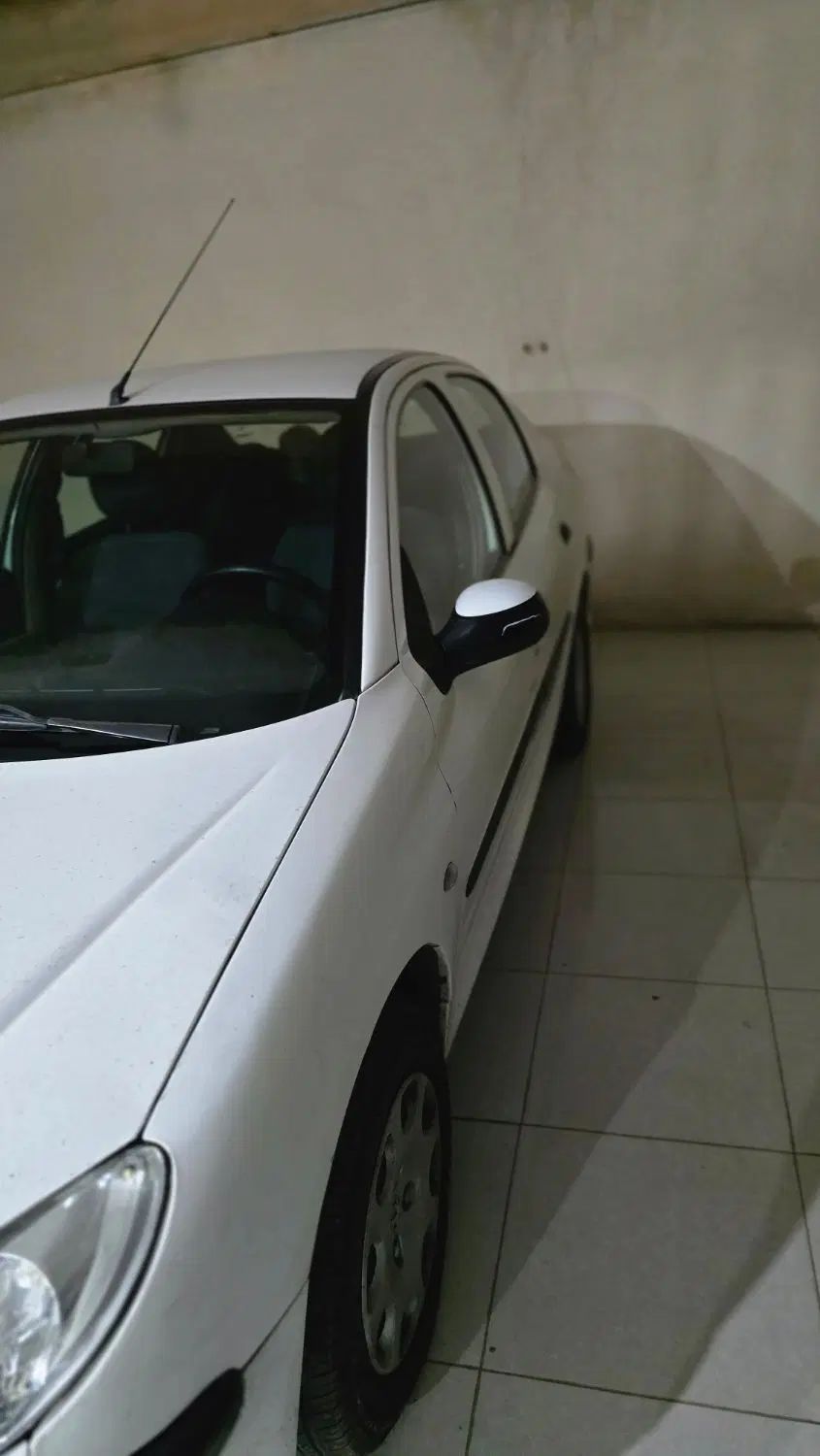 پژو ۲۰۶ صندوق دار v8 - 1390