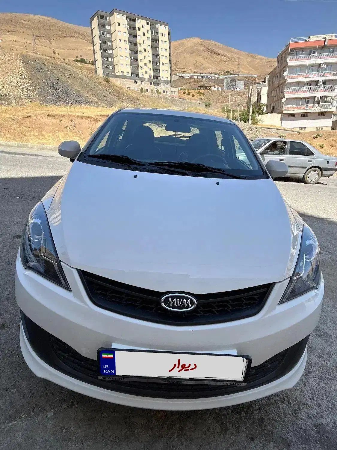 ام وی ام 315 هاچ بک ساده دنده ای - 1396