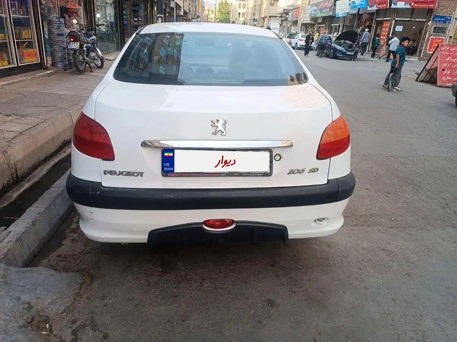 پژو ۲۰۶ صندوق دار v20 - 1389