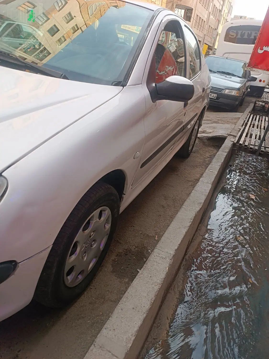 پژو ۲۰۶ صندوق دار v20 - 1389