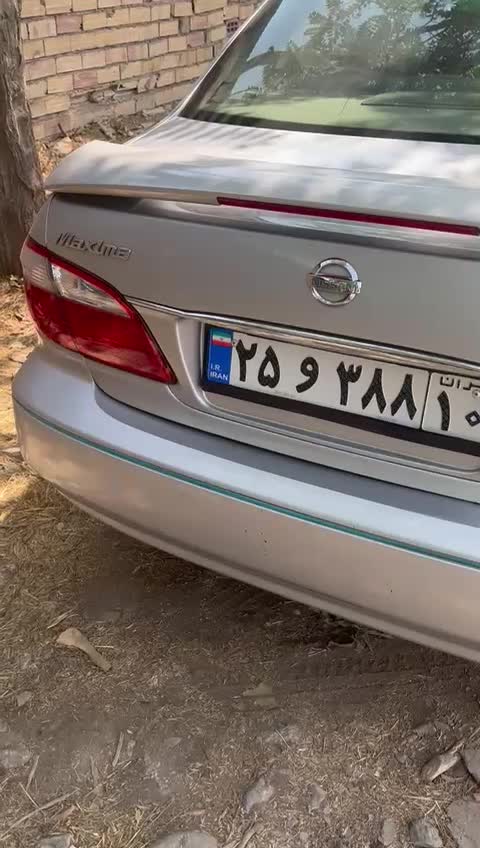 نیسان ماکسیما دنده‌ای - 1381