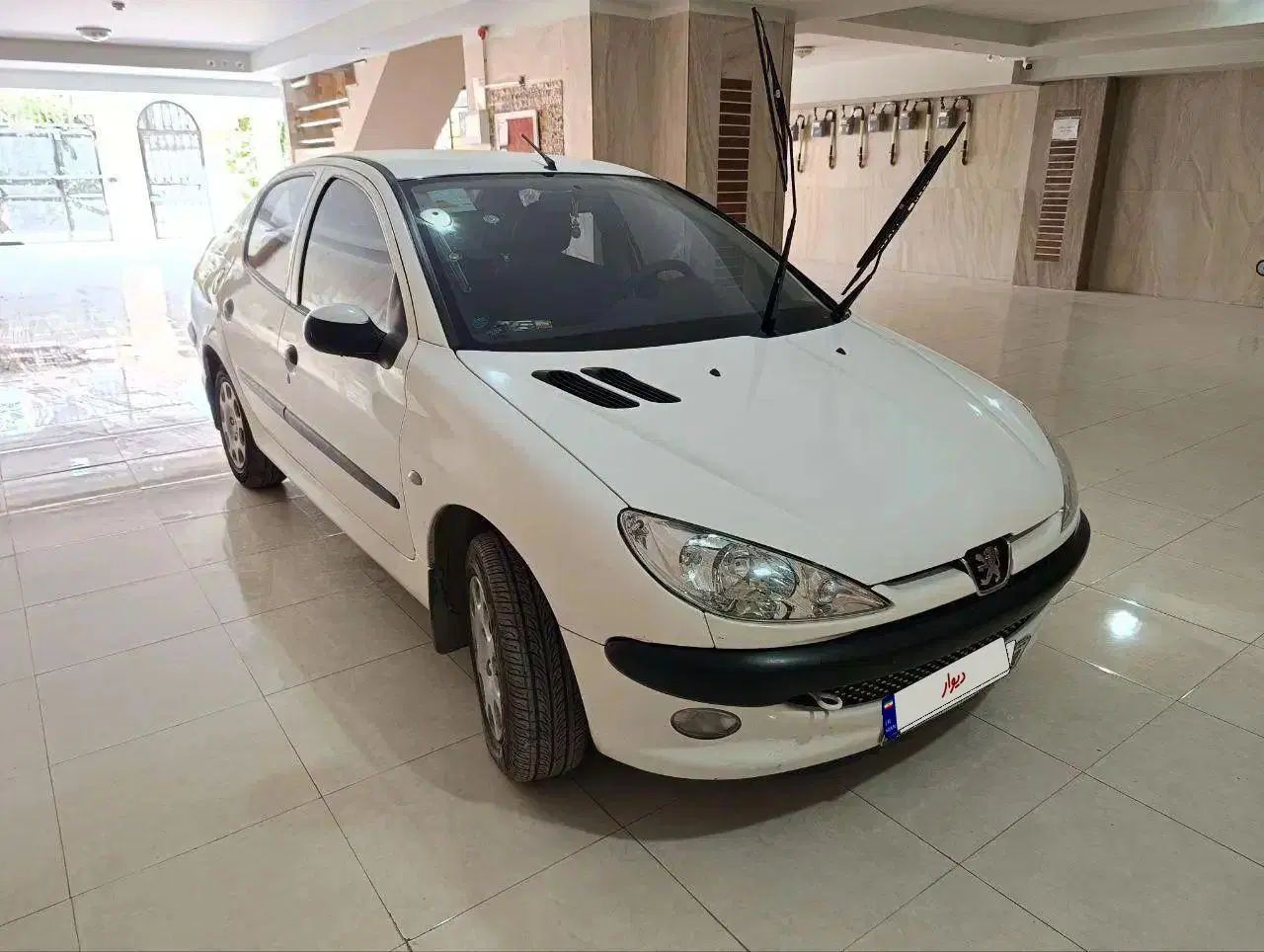 پژو ۲۰۶ صندوق دار v8 - 1399