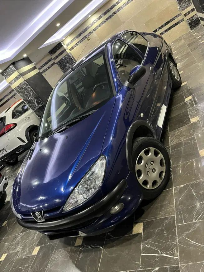 پژو ۲۰۶ صندوق دار v8 - 1396